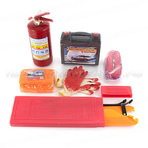 Набор для автомобилиста 6 предметов (аптечка, огнетушитель, перчатки, трос, знак аварийный)