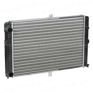 Радиатор охлаждения для автомобилей 21082-15 инжекторный LUZAR, LRc 01082