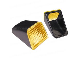 Стекло фонаря габаритного на кабину 0752L, 0753L, 0754L (желтое, VOLVO)