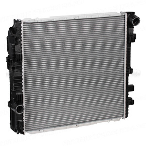 Радиатор охлаждения для автомобилей Mercedes-Benz Atego (98-)/Atego II (04-) 4.25D/4.8D LUZAR, LRc 1582