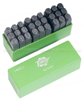 Набор клейм буквенных 8мм латиница