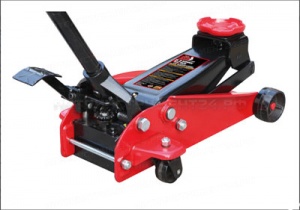 Домкрат подкатной 3т. Н.150мм-490мм с педалью для быстрого подъема T83000ET